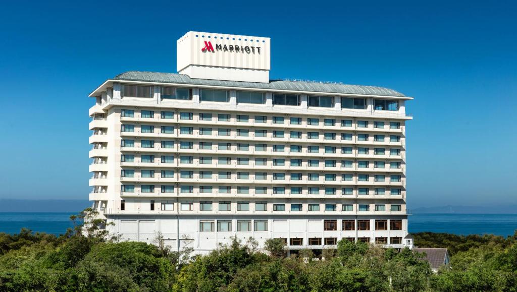 Nespecifikovaný výhled na moře nebo výhled na moře při pohledu z hotelu