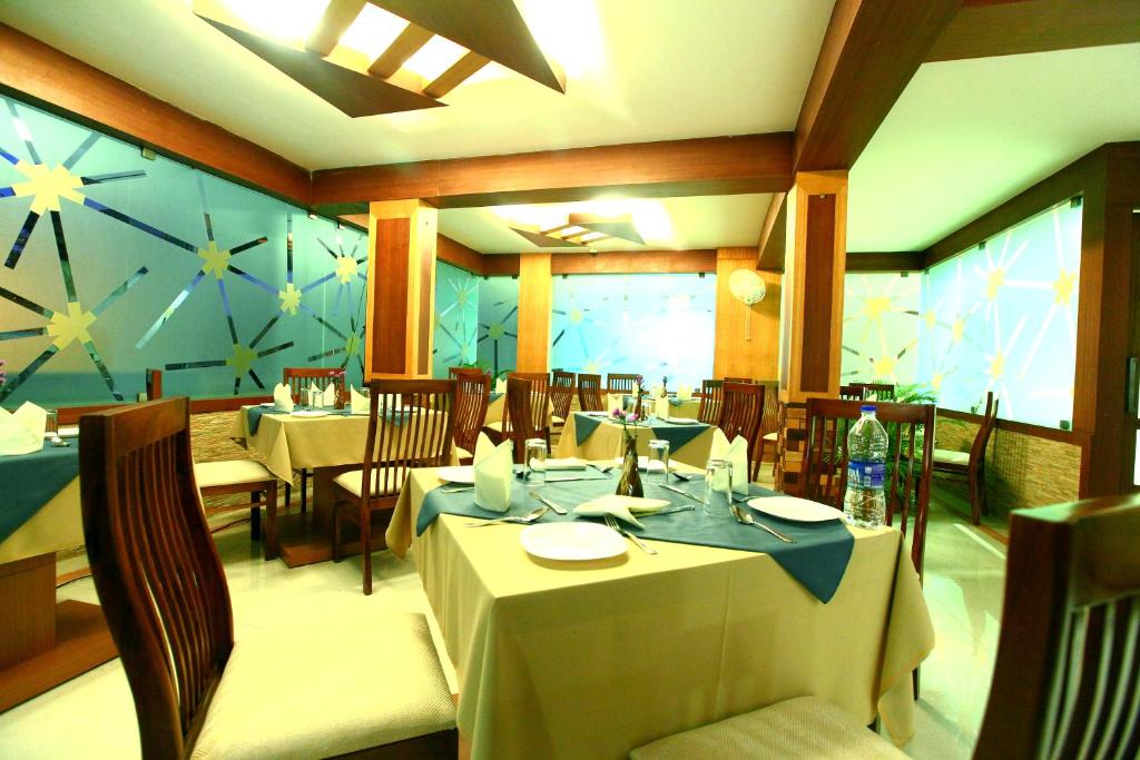 Restaurace v ubytování Hotel Pearl Palace
