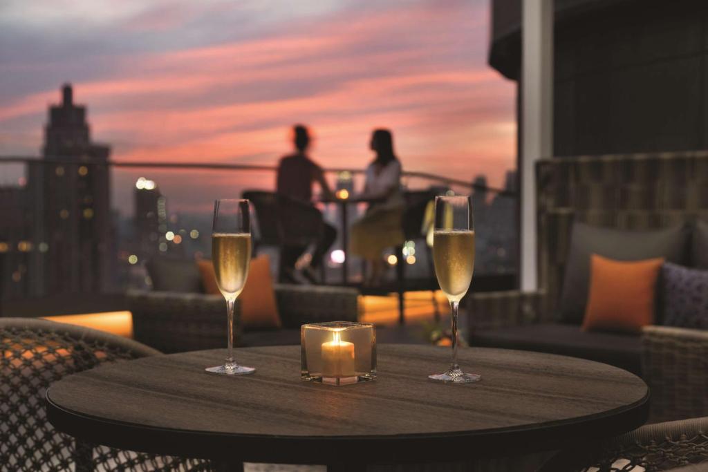 Hyatt Place Bangkok Sukhumvit 24 - Resim 28