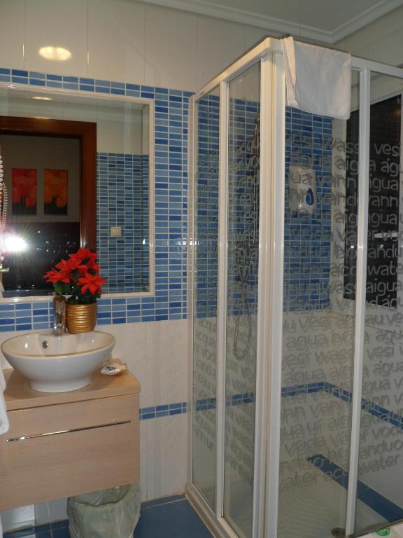 Fotografie z fotogalerie ubytování Auto Check In Hotel Las Nieves v destinaci Jaca