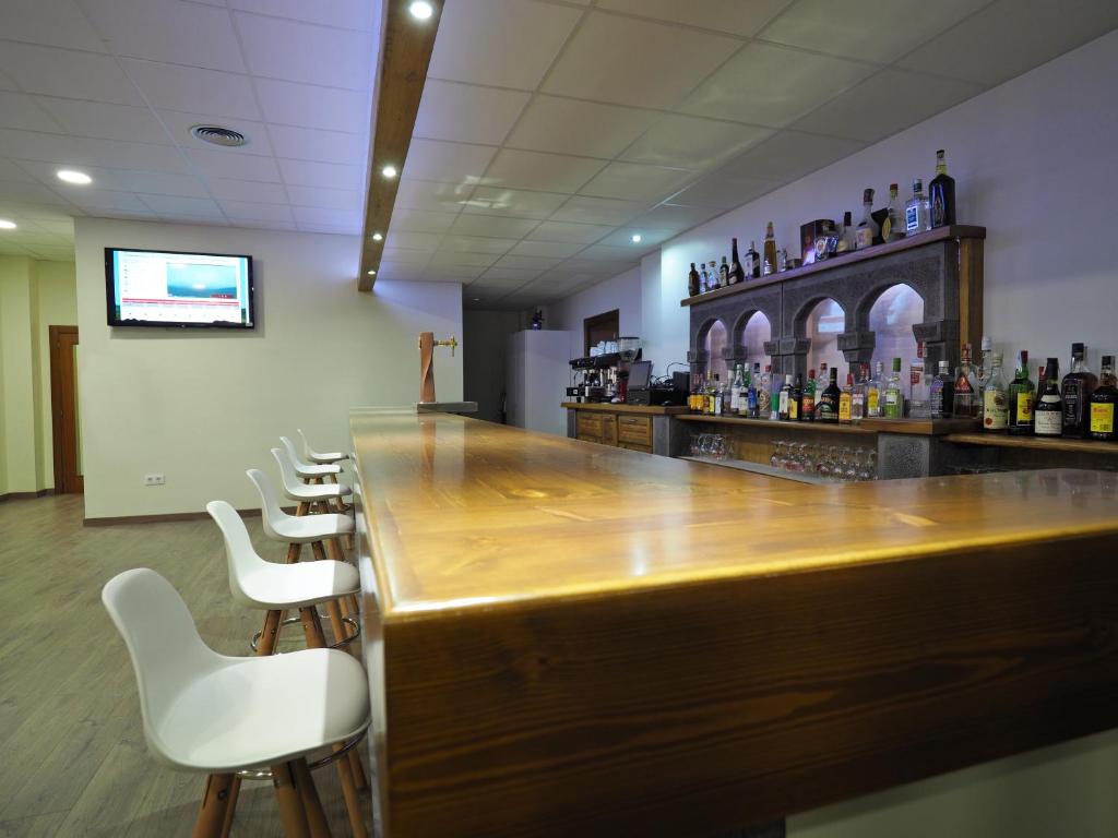 Lounge nebo bar v ubytování Hotel Apolo