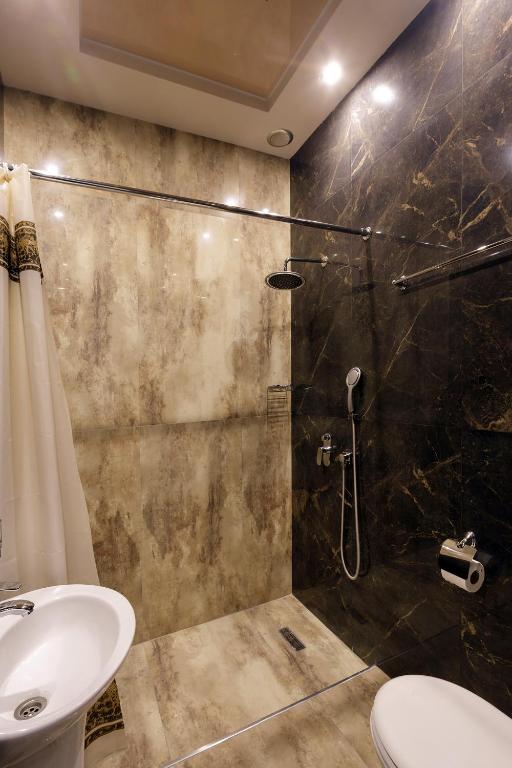 Koupelna v ubytování Premium Hotel Yerevan