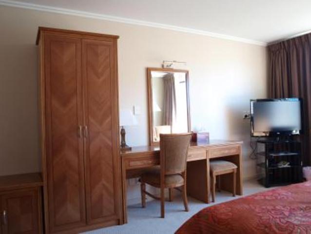 TV a/nebo společenská místnost v ubytování Albany Rosedale Motel