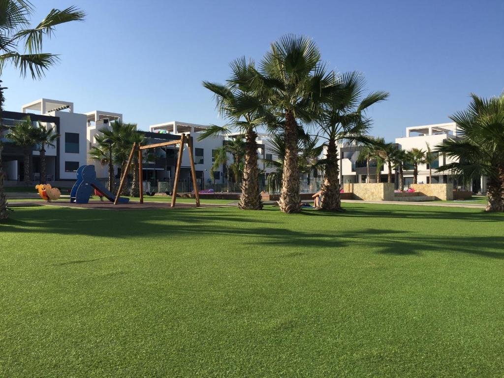 Herní místnost nebo prostor pro děti v ubytování OasisBeach Penthousse la Zénia