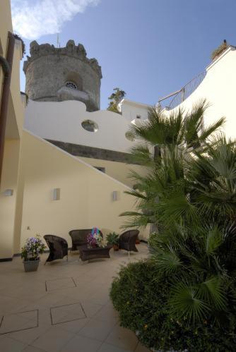 Imagen de la galería de Hotel Villa Carolina, en Isquia