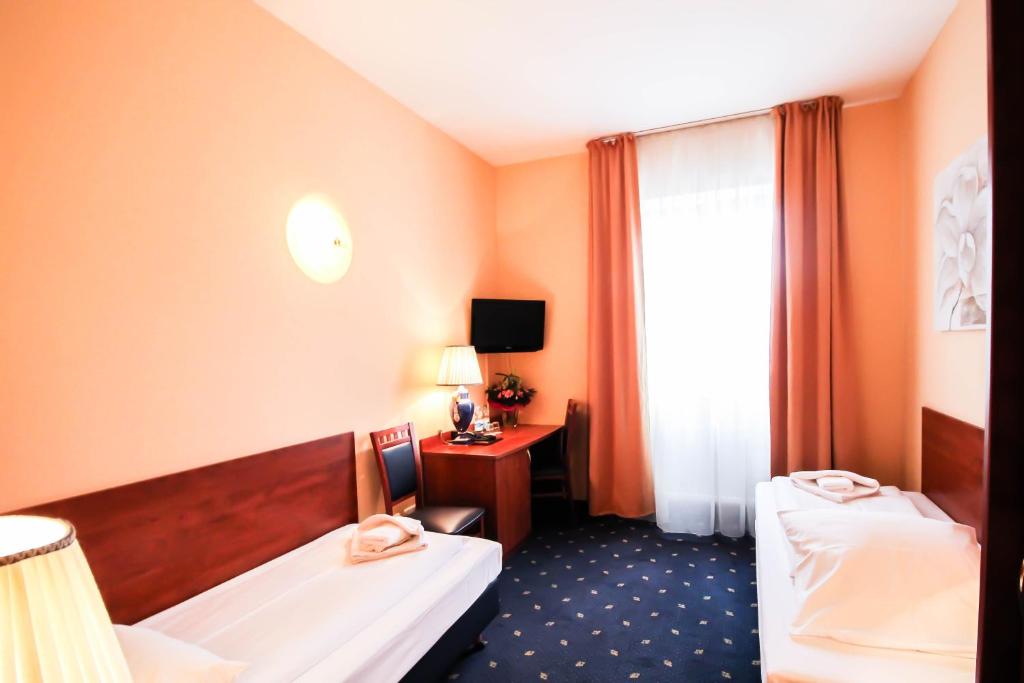 Hotel Atrium Charlottenburg - Resim 38