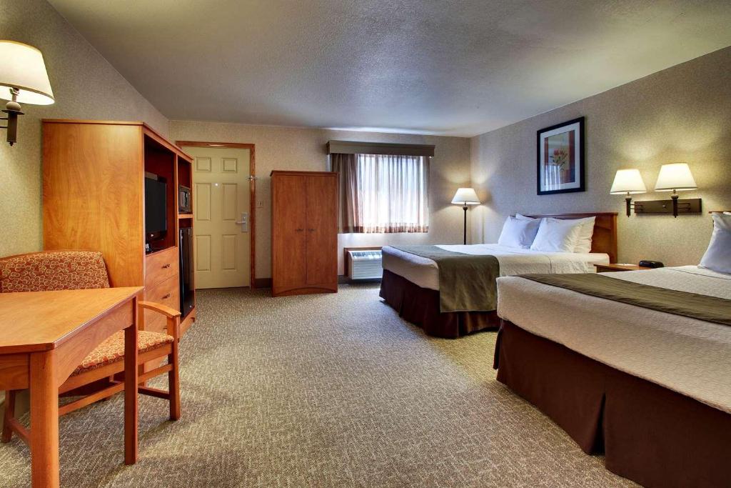 Best Western West Hills Inn photo