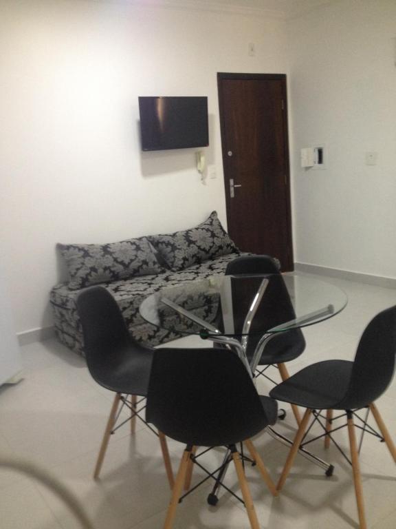  Studio com AR - UEM e Novo Centro