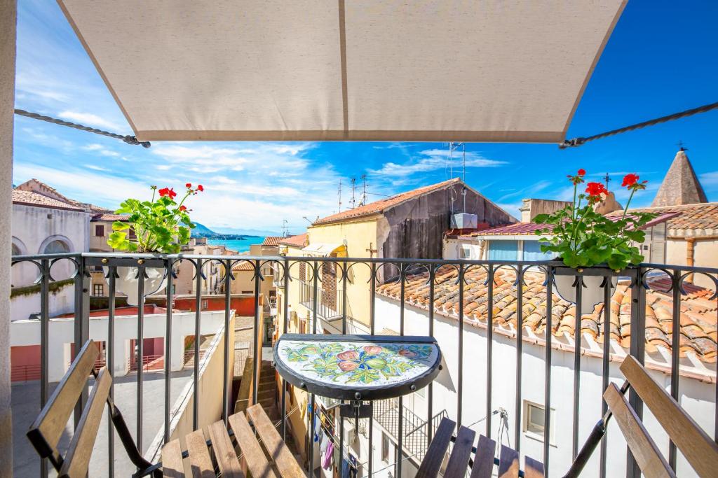 Balkón alebo terasa v ubytovaní Cefalu in Blu