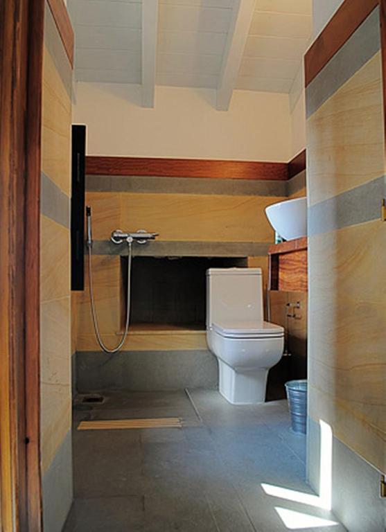Koupelna v ubytování Kalnterimi Guesthouses