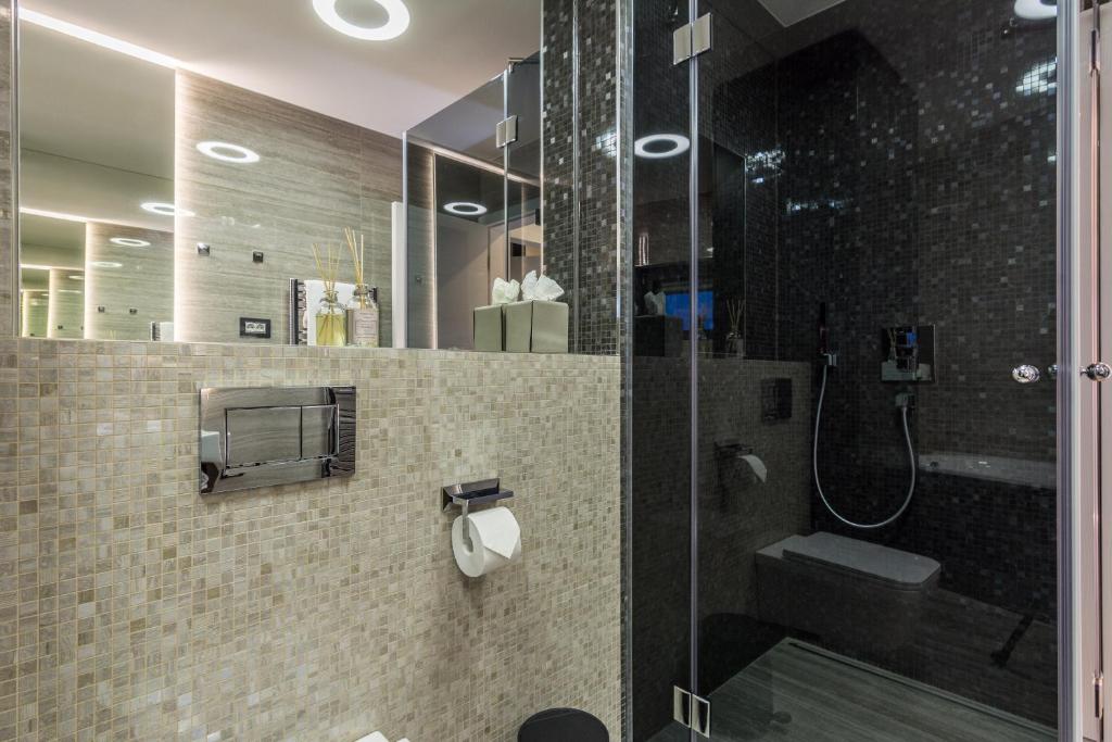Łazienka w obiekcie Luxury Apartment Kortina