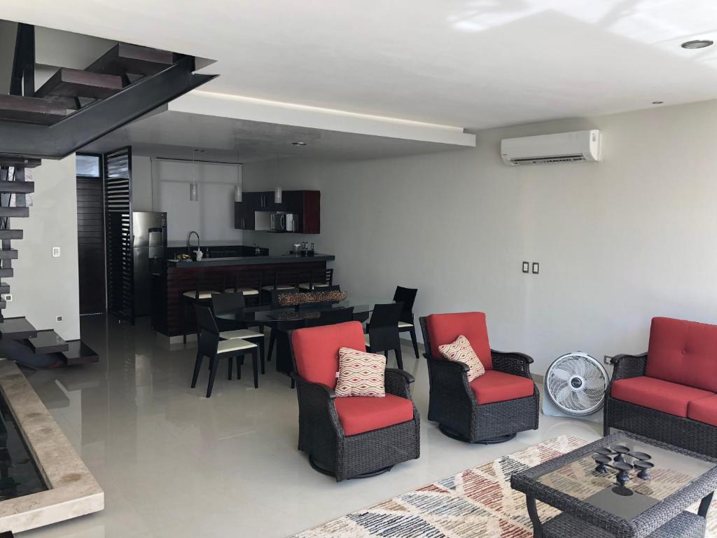 Smart Town House Montebello - Housity