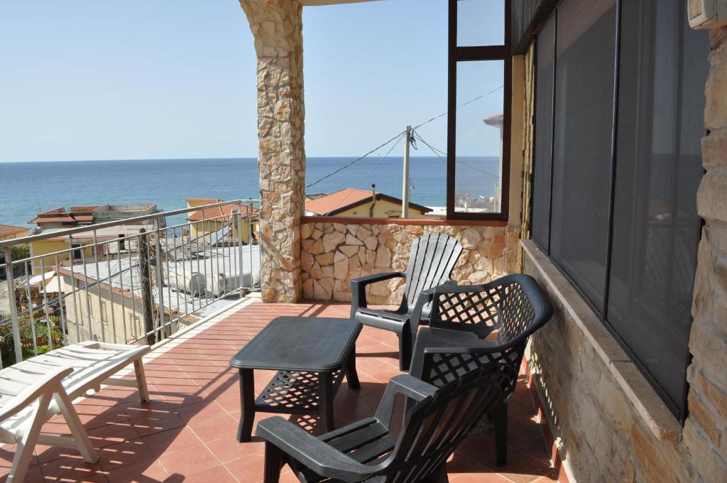
A balcony or terrace at Villa Dei Tigrotti
