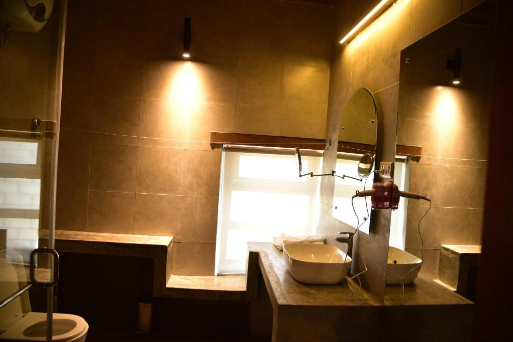 Koupelna v ubytování Deodar Homestay
