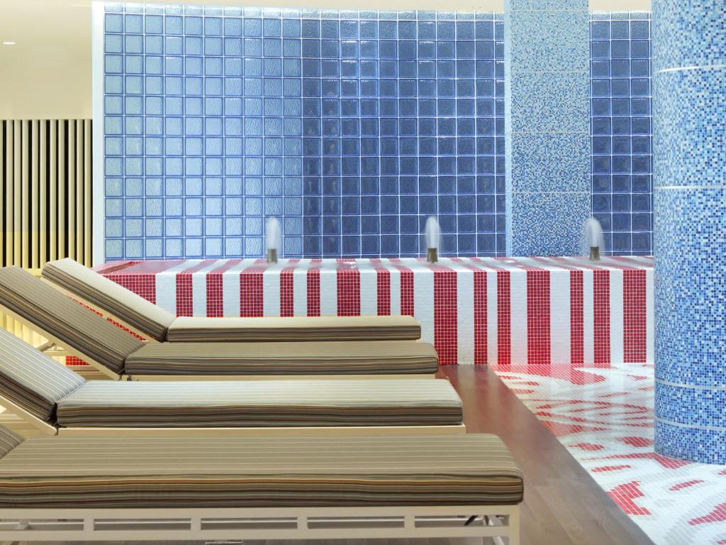 Holiday Inn Express Baruna by IHG photo