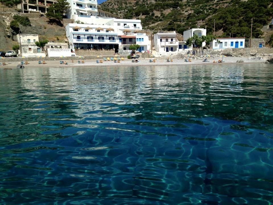 Galeriebild der Unterkunft TO VOTSALO-beach side studios & taverna in Karpathos