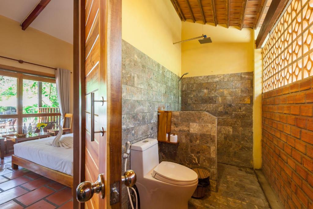 Koupelna v ubytování Bauhinia Resort & Spa Phu Quoc