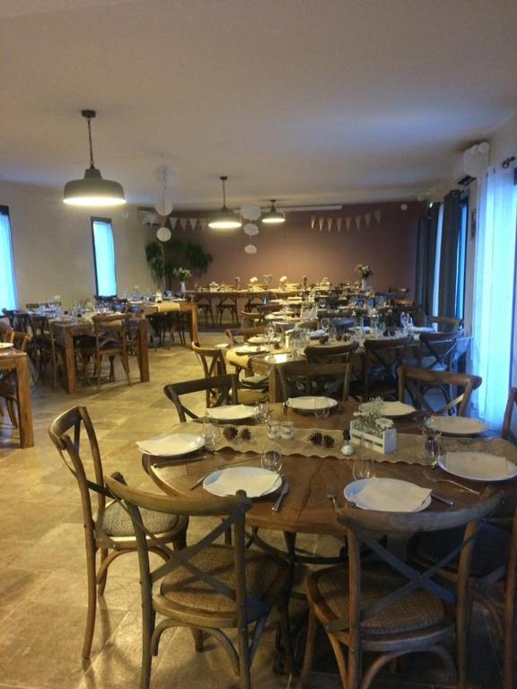 Restaurace v ubytování Le Mas de Valaurie