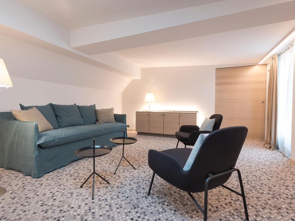 Posezení v ubytování Hotel Savoy