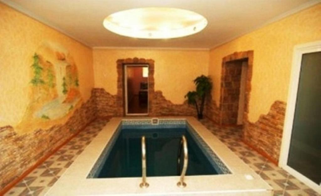 Bazén v ubytování Edem Hotel nebo v jeho okolí
