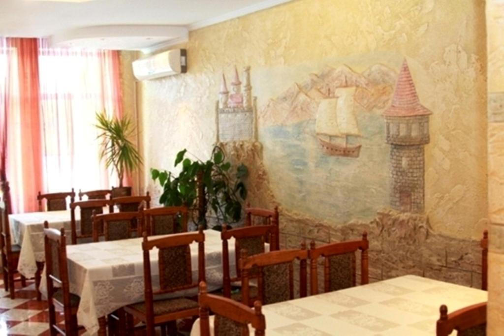 Restaurace v ubytování Edem Hotel