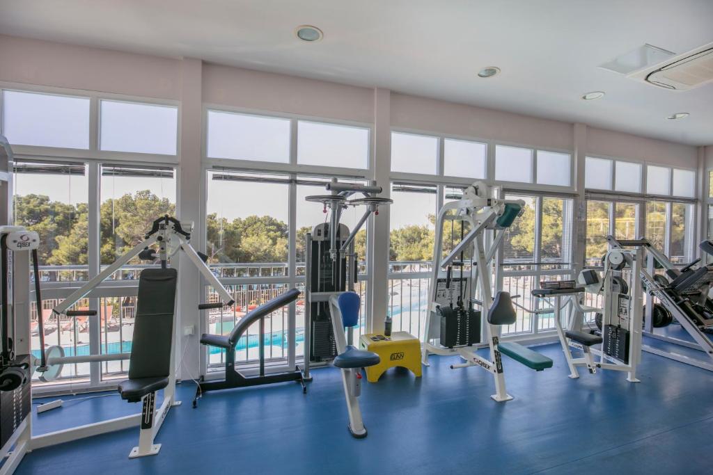 Fitnes oz. oprema za telovadbo v nastanitvi Hotel Aurora