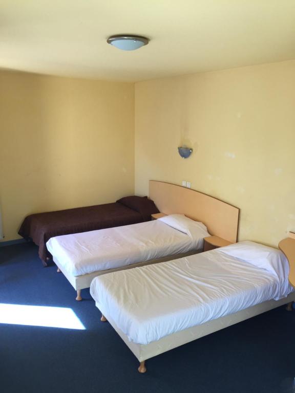 Hôtel & Résidence Avermes - Tripla Stanza