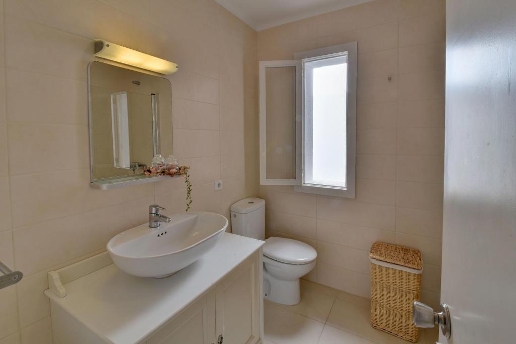 Koupelna v ubytování Apartamento Ferrera Park 206