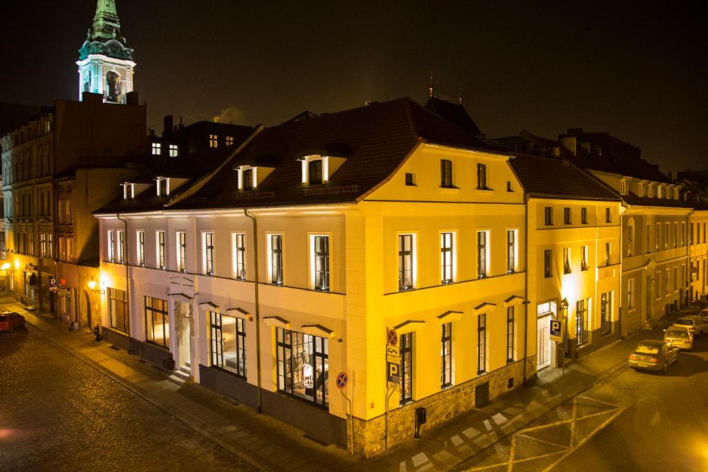 Budova, kde se hotel nachází