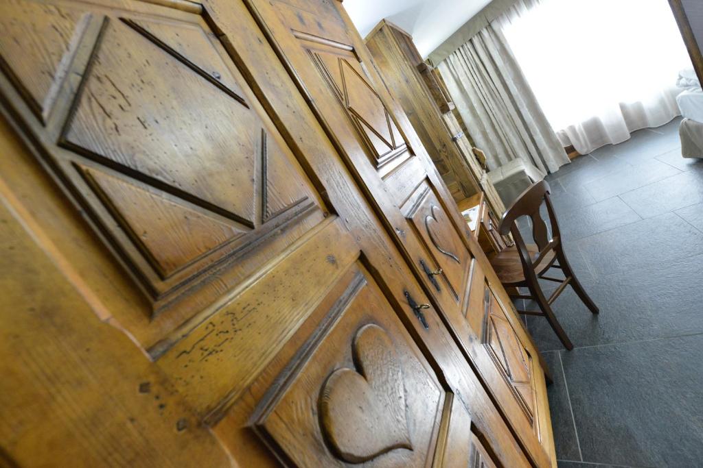 Zdjęcie z galerii obiektu Mollino Rooms w mieście Breuil-Cervinia