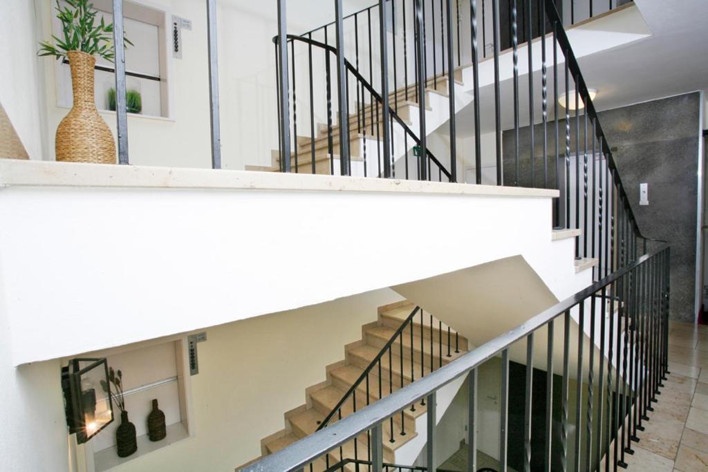 Hotel Biederstein am Englischen Garten - Resim 36