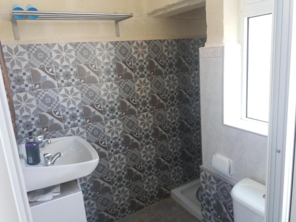 The 1930's Maltese Residence - 13