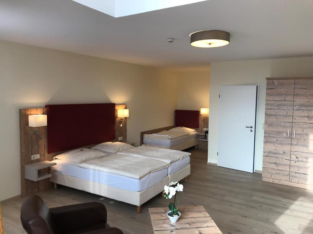 Hotel am Pferdemarkt - Triple Room