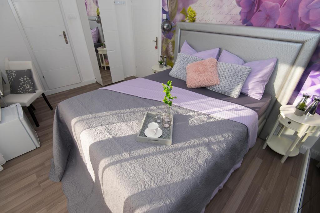 Posteľ alebo postele v izbe v ubytovaní Guest house Lenny rooms