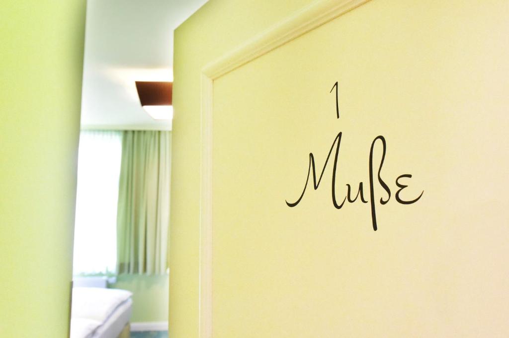 MOMENTS Boutique Hotel - 14