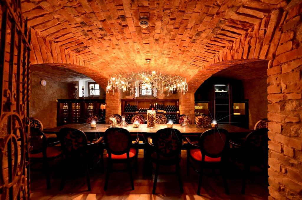 MOMENTS Boutique Hotel - 1