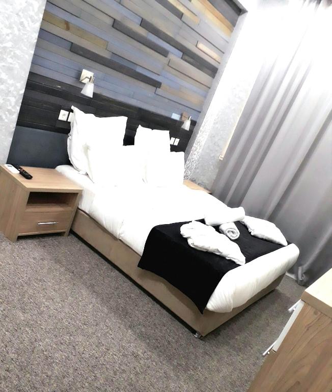 Small Hotel - Suite с City View