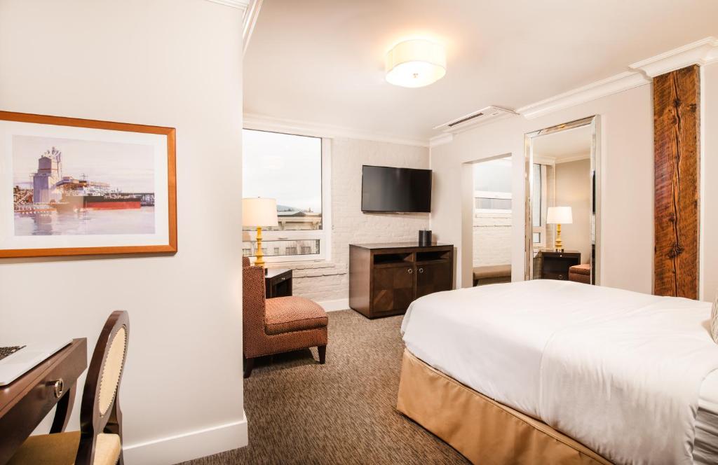 The Mark Spencer Hotel photo