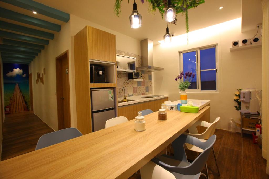 Kuchyň nebo kuchyňský kout v ubytování A-Li A-Li Homestay