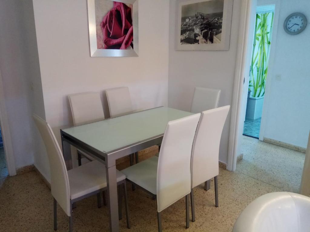 Fotografie z fotogalerie ubytování Apartment 2 bedrooms, 250m Levante beach v destinaci Benidorm