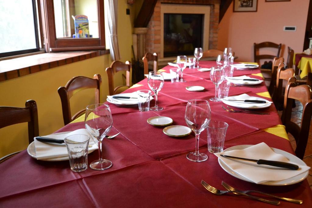 Restauracja lub miejsce do jedzenia w obiekcie Fattoria Alvaneta