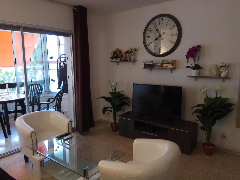 Fotografie z fotogalerie ubytování Apartment 2 bedrooms, 250m Levante beach v destinaci Benidorm