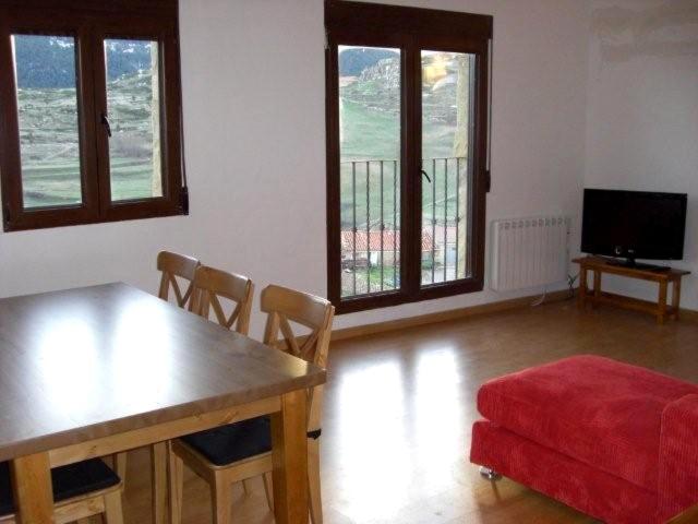 TV a/nebo společenská místnost v ubytování Apartamentos Valdelinares