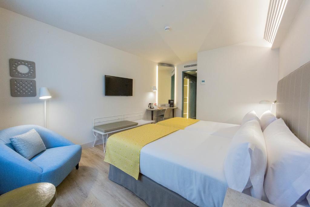 Catalonia Granada - 2