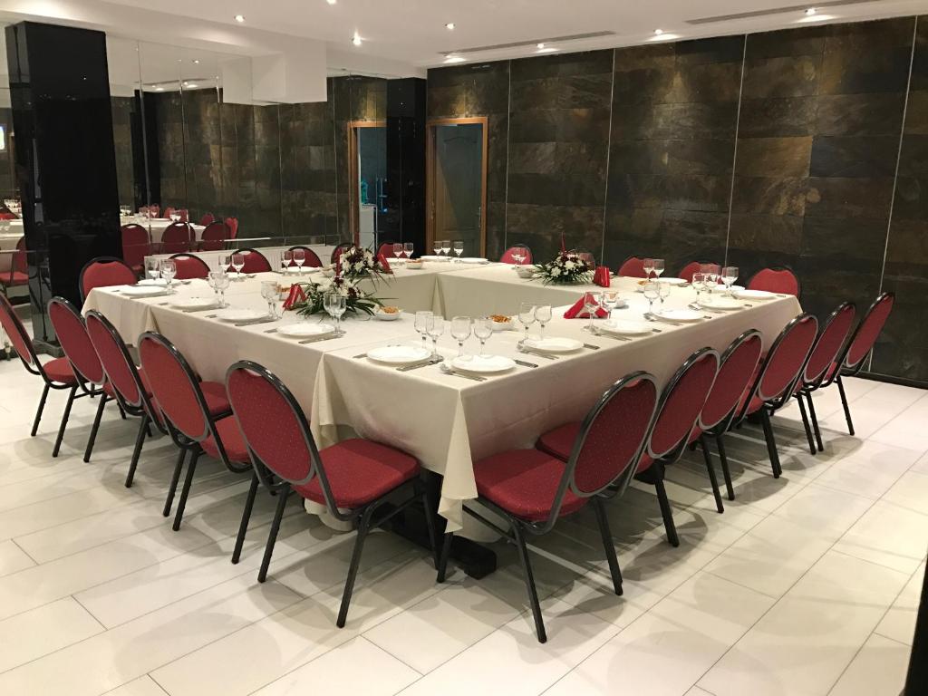 Fotografie z fotogalerie ubytování Hotel Best v destinaci Ploješť