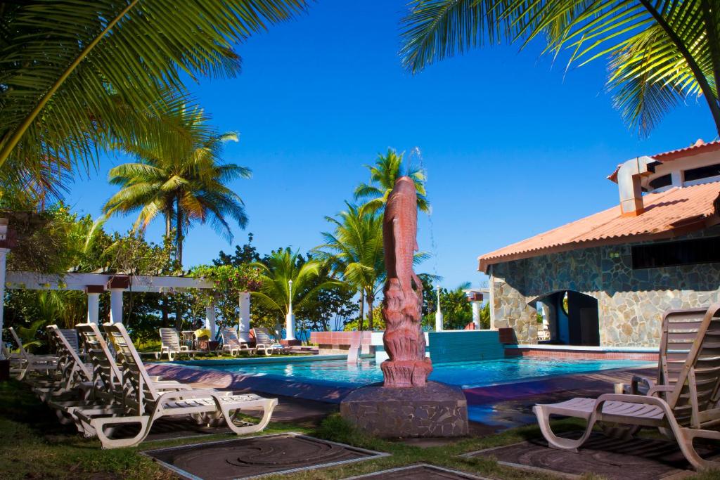 Las Olas Beach Resort, La Barqueta – Updated 2024 Prices