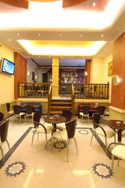 Restaurace v ubytování Anita Hotel