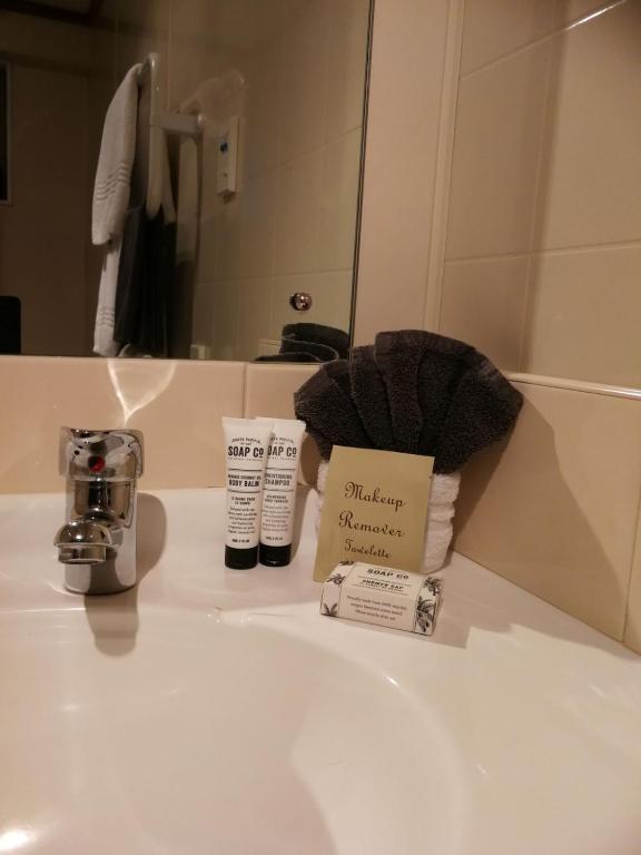 299 On Devon West - Resim 30