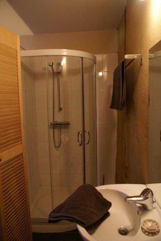 Koupelna v ubytování B&B De Metstermolen