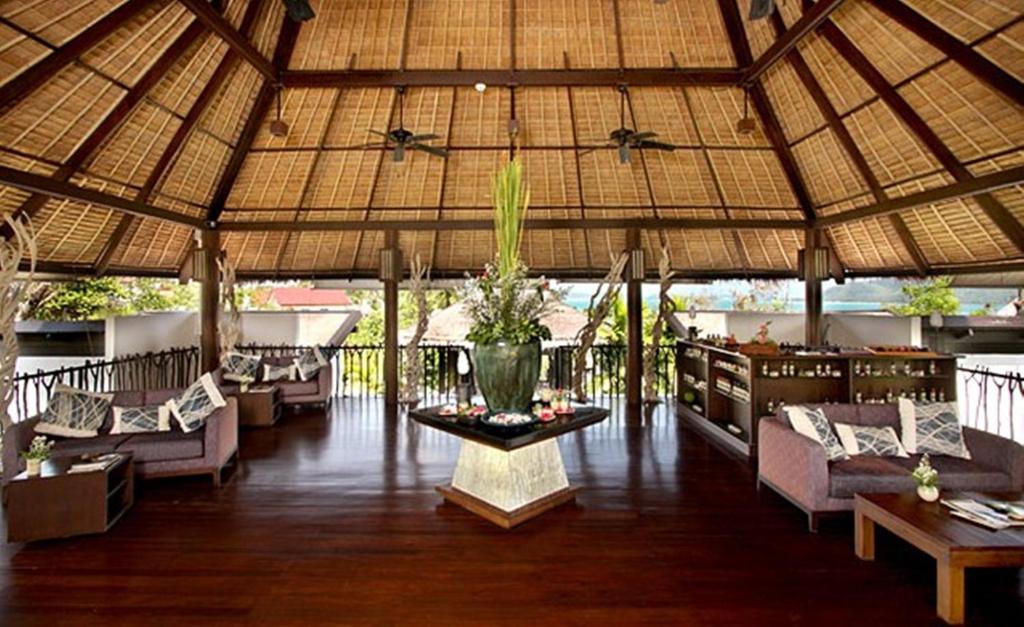 Restaurace v ubytování The Vijitt Resort Phuket - SHA Extra Plus